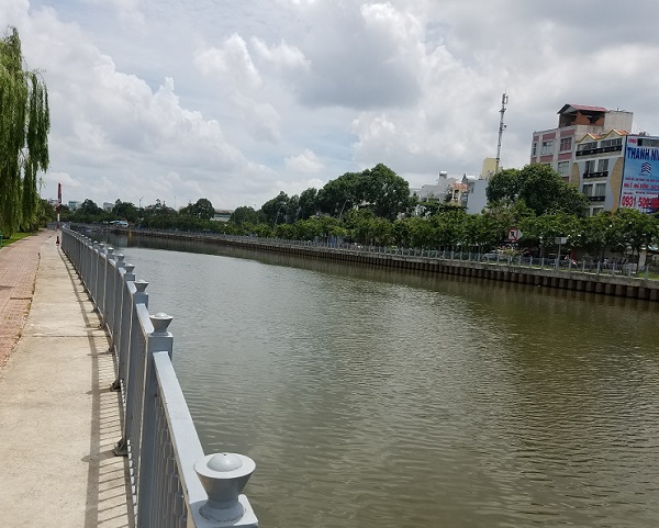 Canal en Saigón.