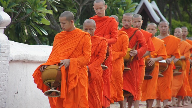 Monjes Luang Prabang